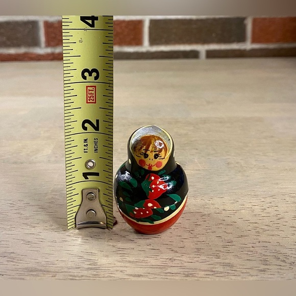 Russian Nested Doll Strawberry Design Matryoshka 3" Vintage Hand Painted - Picture 13 of 16